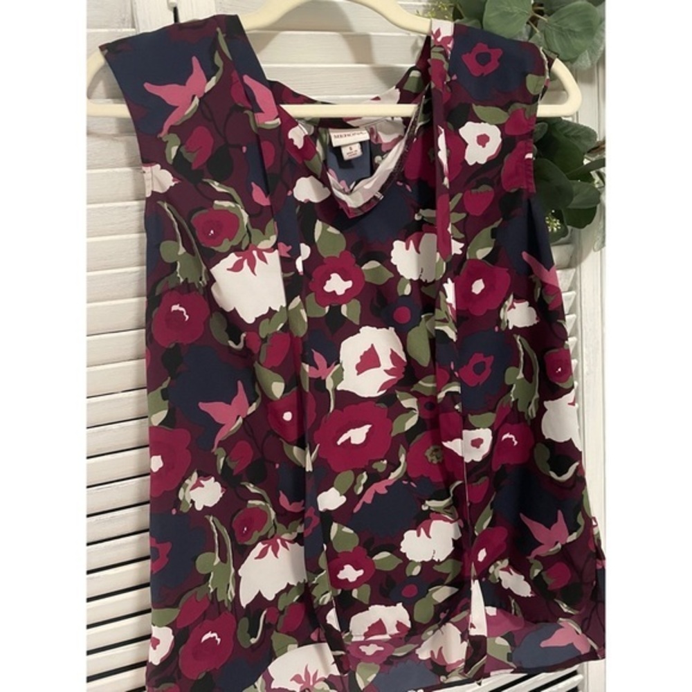 Women's Merona Floral Blouse    KA1-45